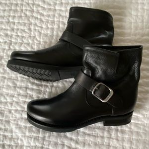 FRYE Veronica Bootie
